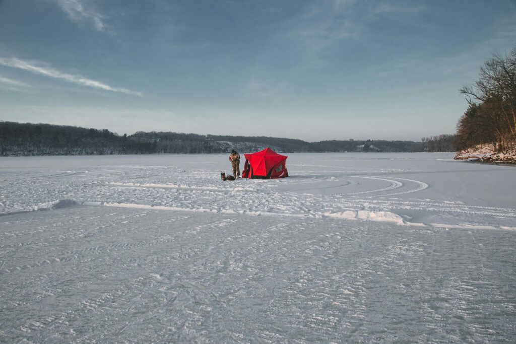Best Ice Fishing Destinations in North America: Top Locations