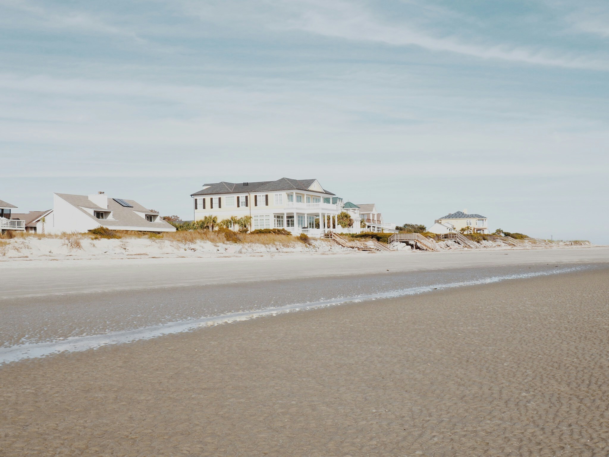 Beachfront Rentals: Your Ultimate Guide to Shoreline Getaways - Lake.com