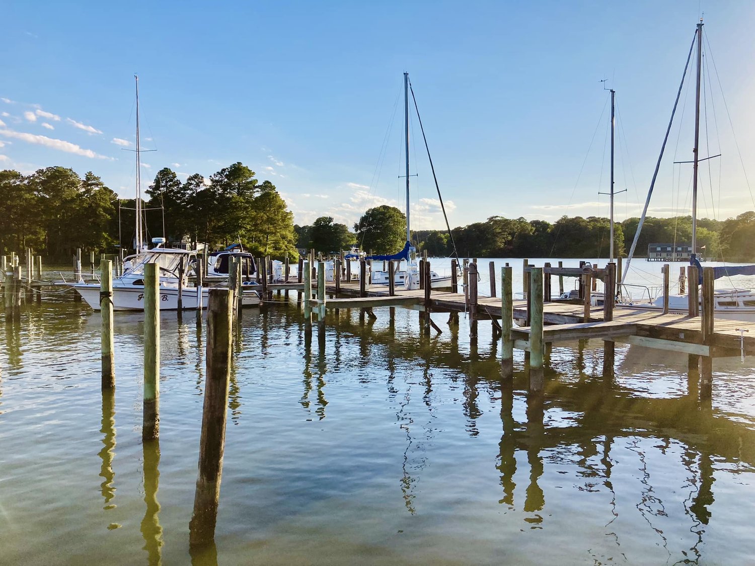 Mathews Yacht Club