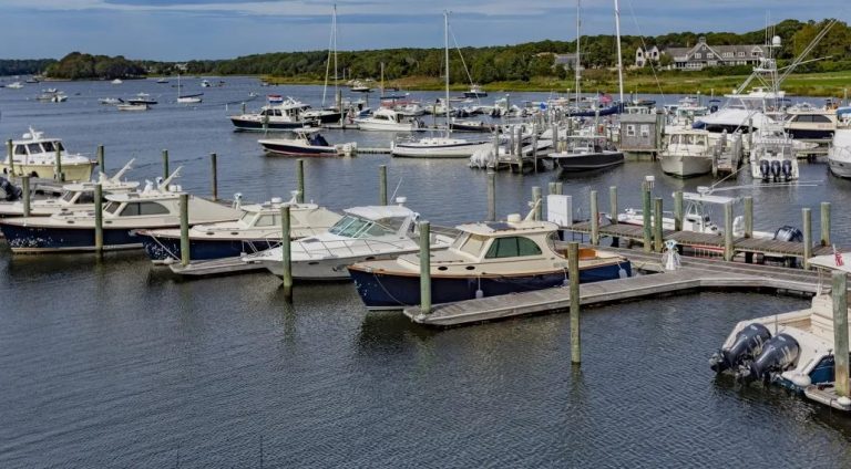 Nauticus Marina