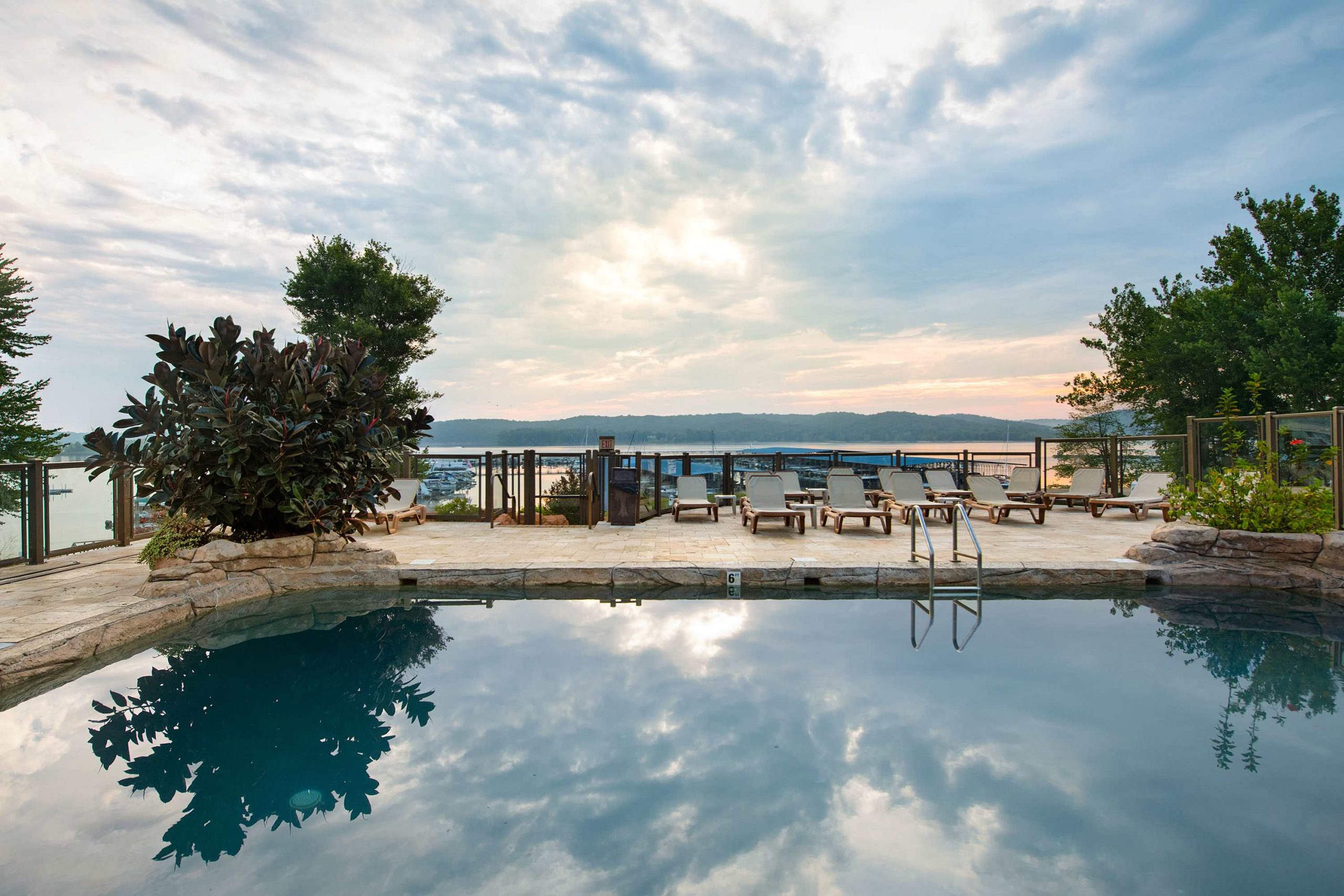 Fourwinds Resort And Marina