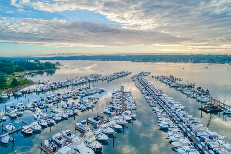 Harbor Hill Marina And Inn