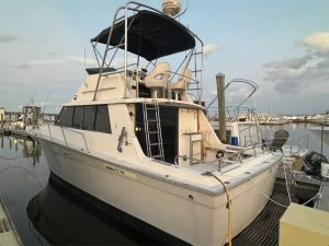 Lighthouse Pointe Marina And Restaurant