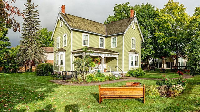 Lock 26 Lakefield Parks Canada