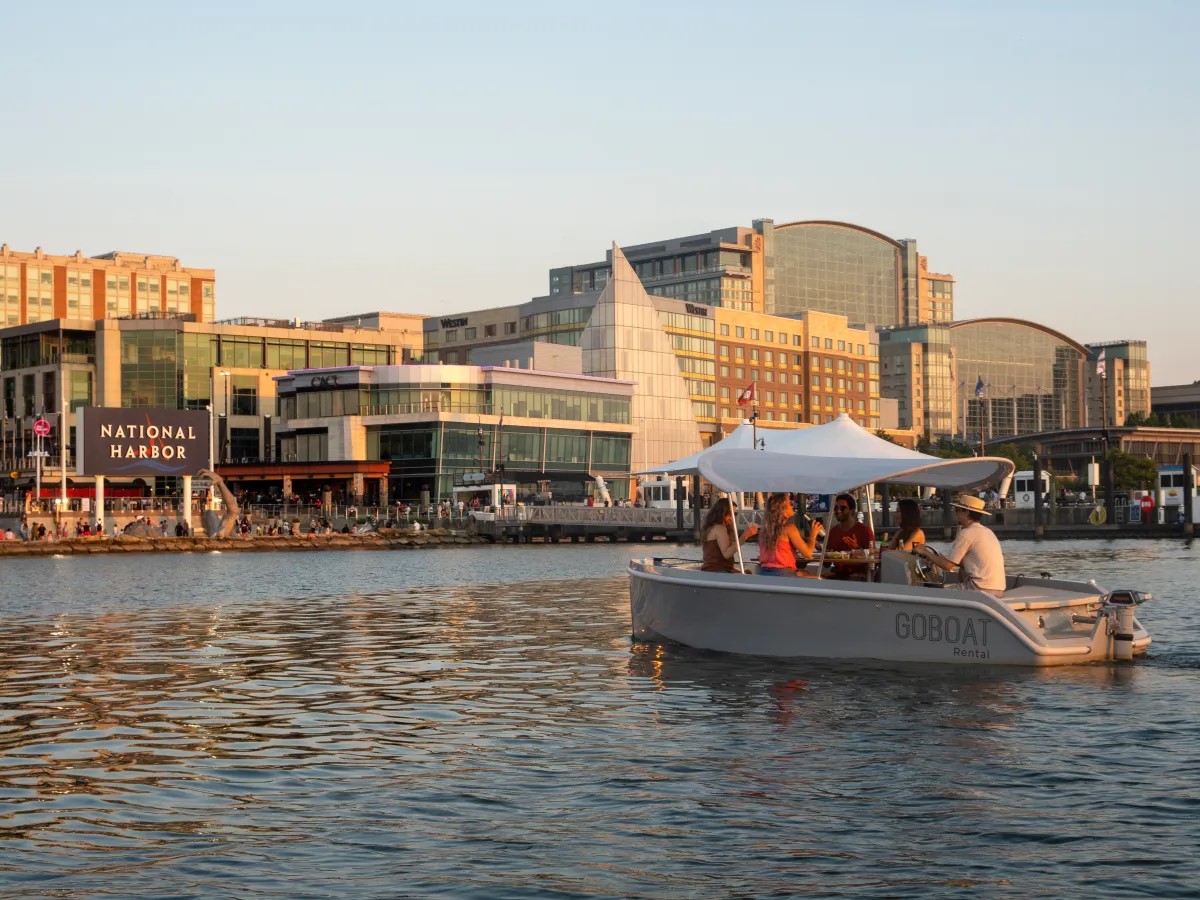 Oasis Marinas At National Harbor Marina