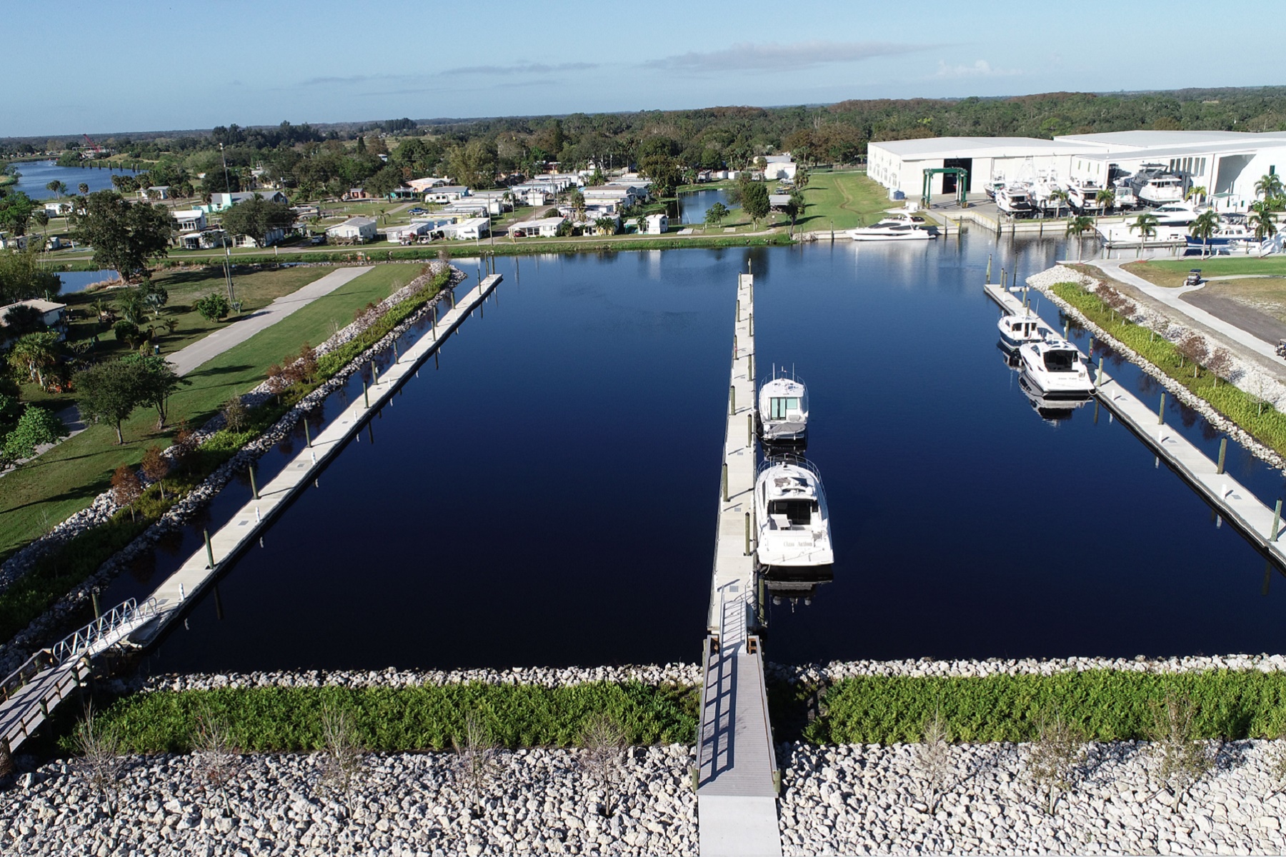 River Forest Yachting Center - Stuart