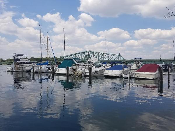 Waters Edge Municipal Marina