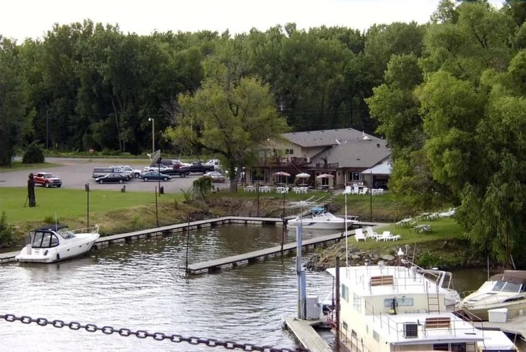Harbor Bar
