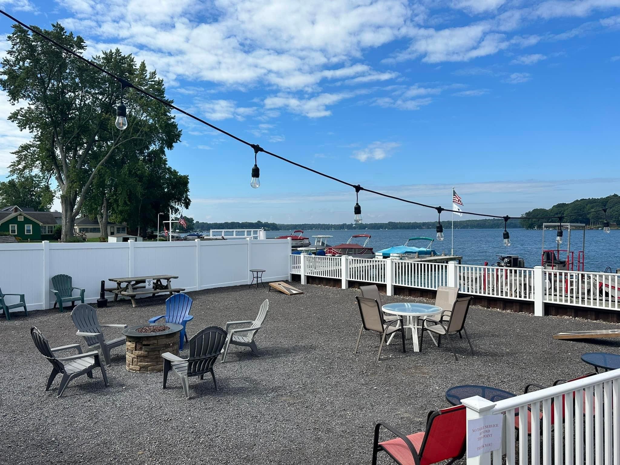 Skippers Landing Restaurant And Marina