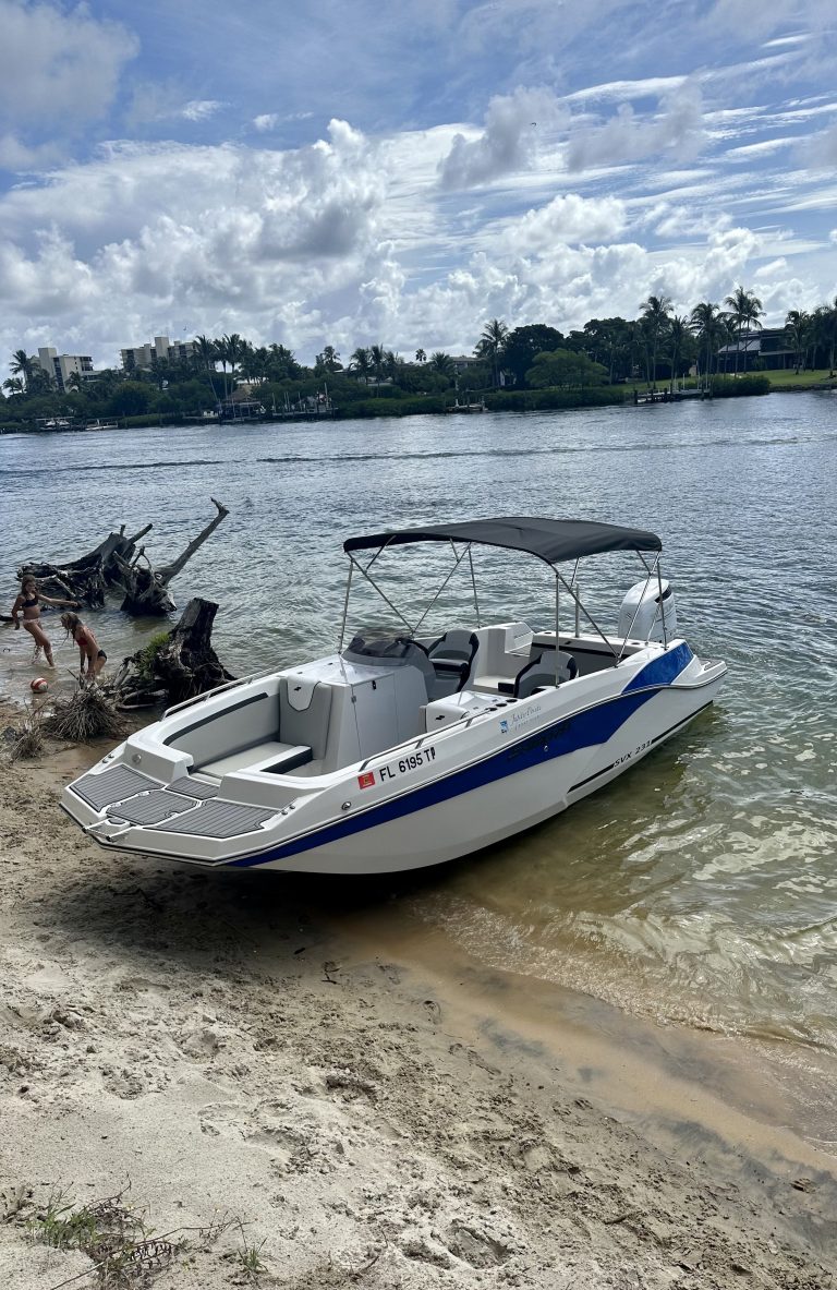 Jupiter Pointe Club And Marina