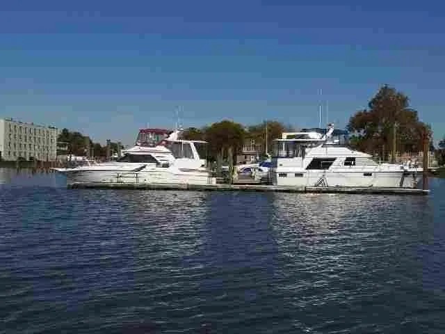 Riverside Yacht Club