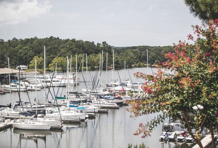 Safe Harbor Aqua Yacht