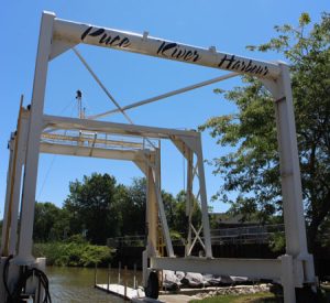 Puce River Marina