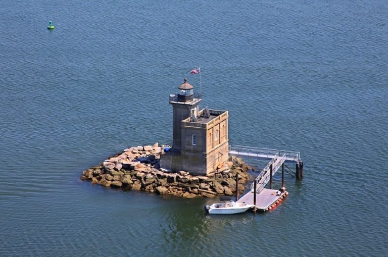Knutson's Marine