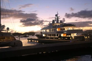 Yacht Haven Grande