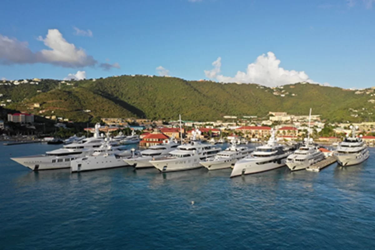 Yacht Haven Grande