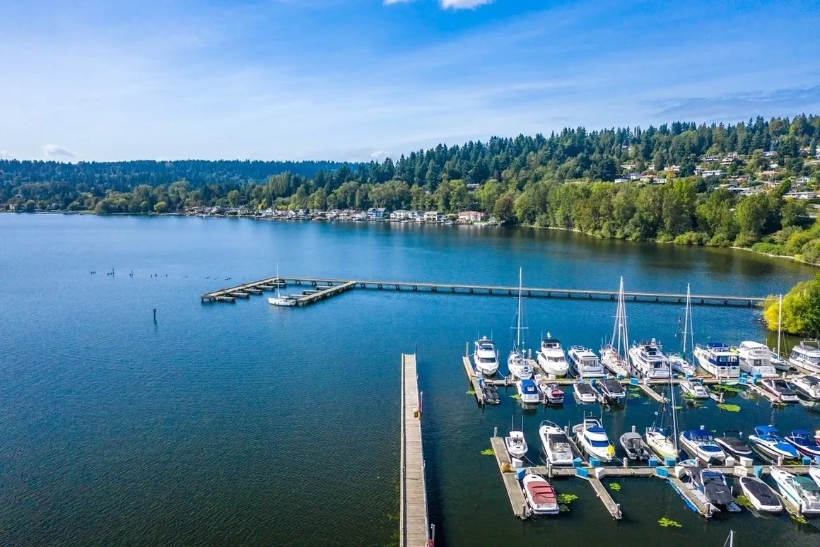 Harbour Village Marina