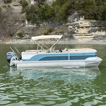 Cricket Creek Marina