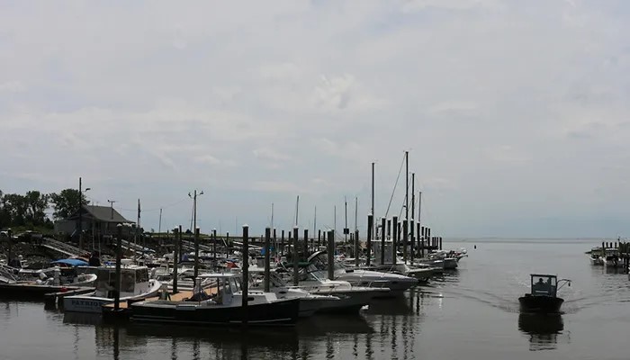 Len Hubbard Municipal Marina