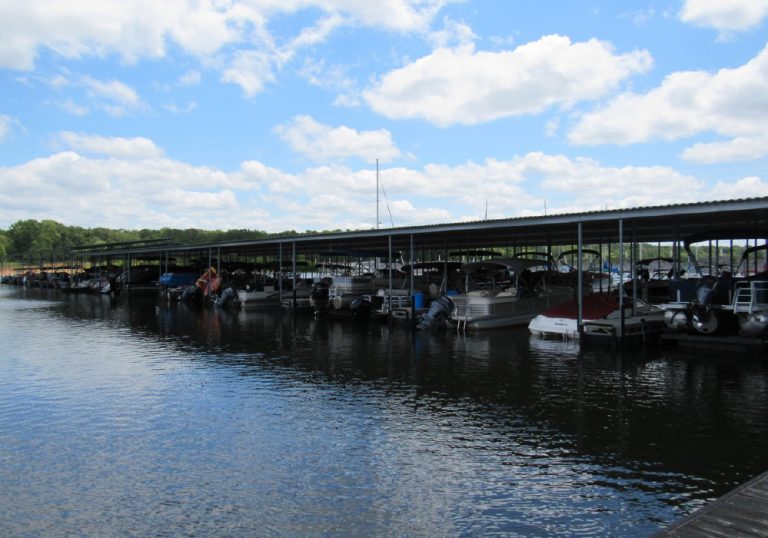 Sardis Lake Marina