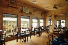 Bubba's Crab House And Marina