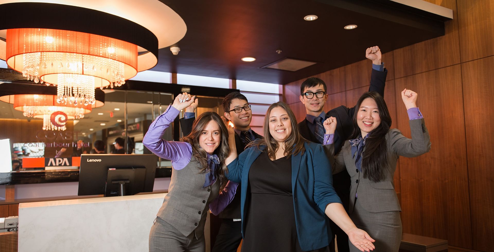 Coast Victoria Harbourside Hotel And Marina