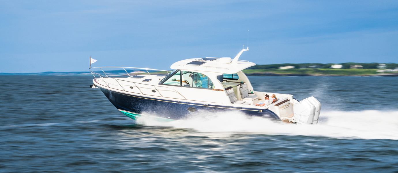 Hinckley Yacht Services - Southwest Harbor