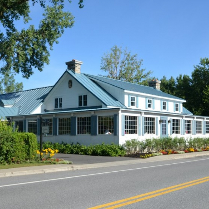 Marina De L'Auberge Handfield