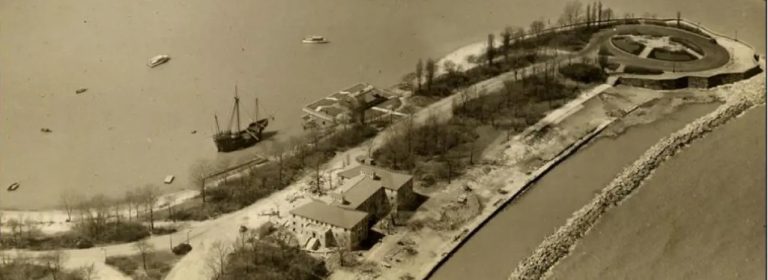 Jackson Park Yacht Club