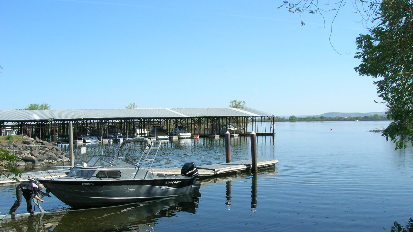 Columbia Marine Center
