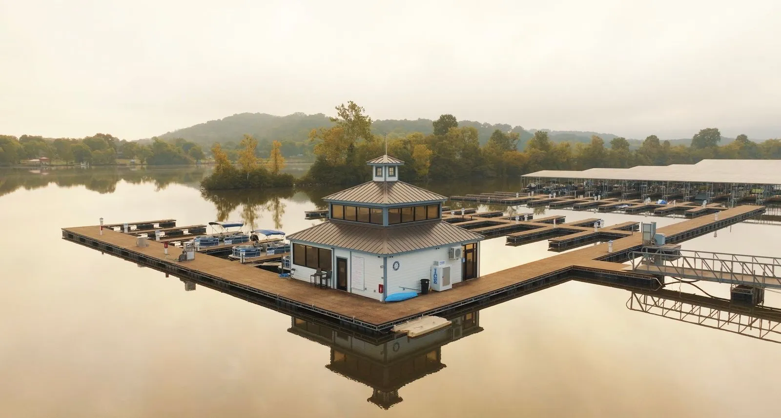 Tennessee National Marina