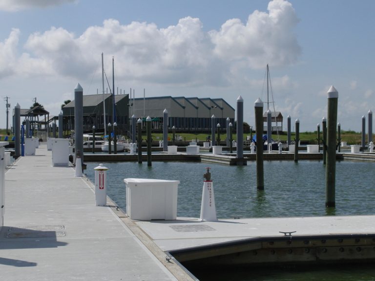 Bayland Marina