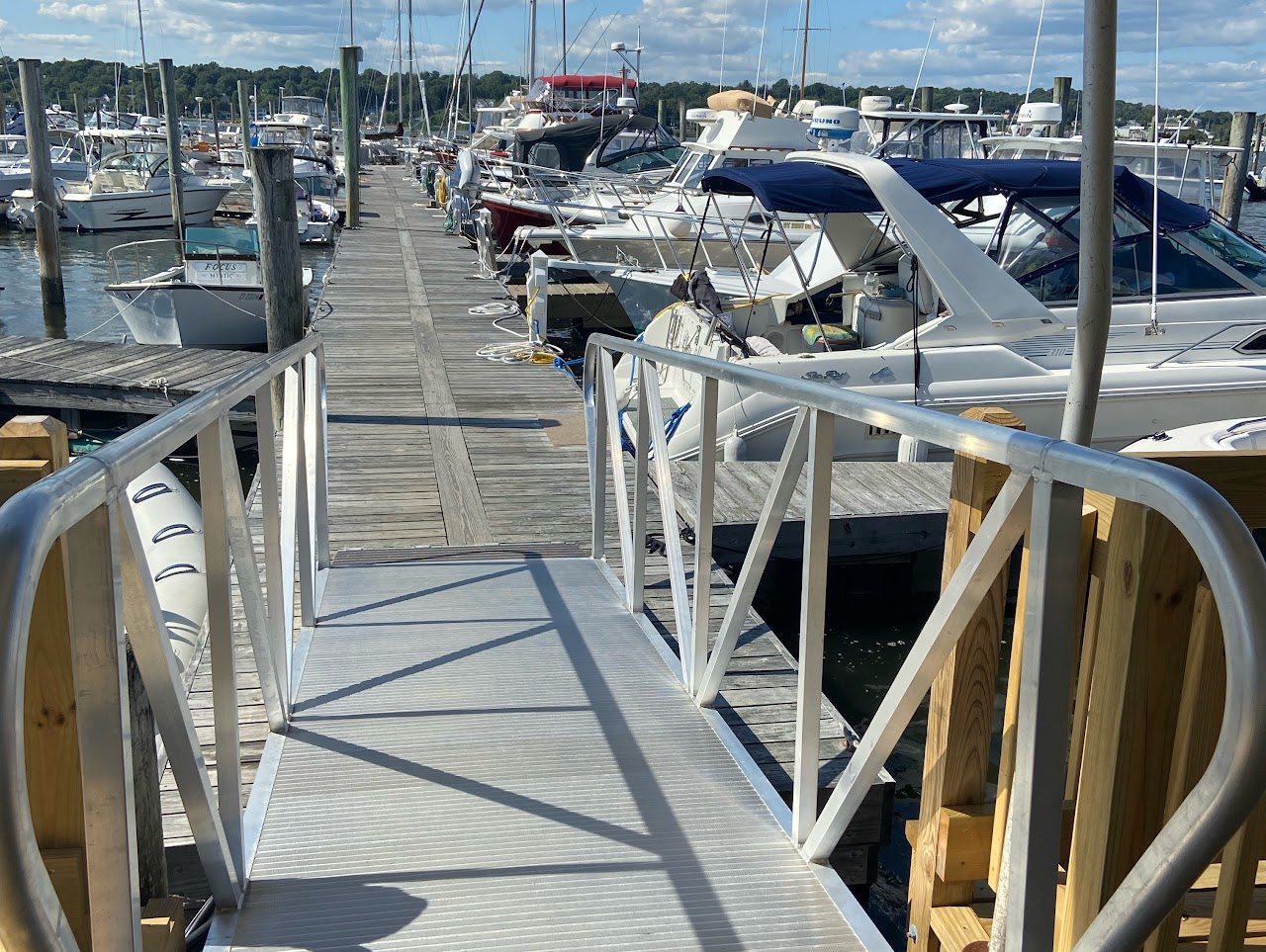 Masons Island Marina