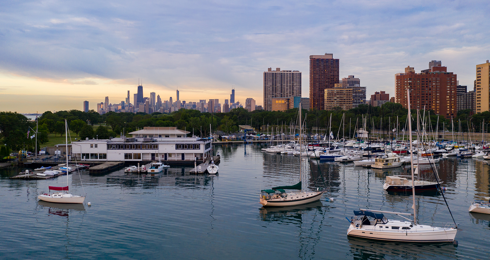 Chicago Yacht Club - Monroe Station