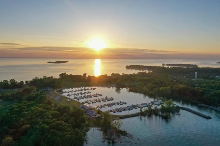 Middle Bass Island Yacht Club