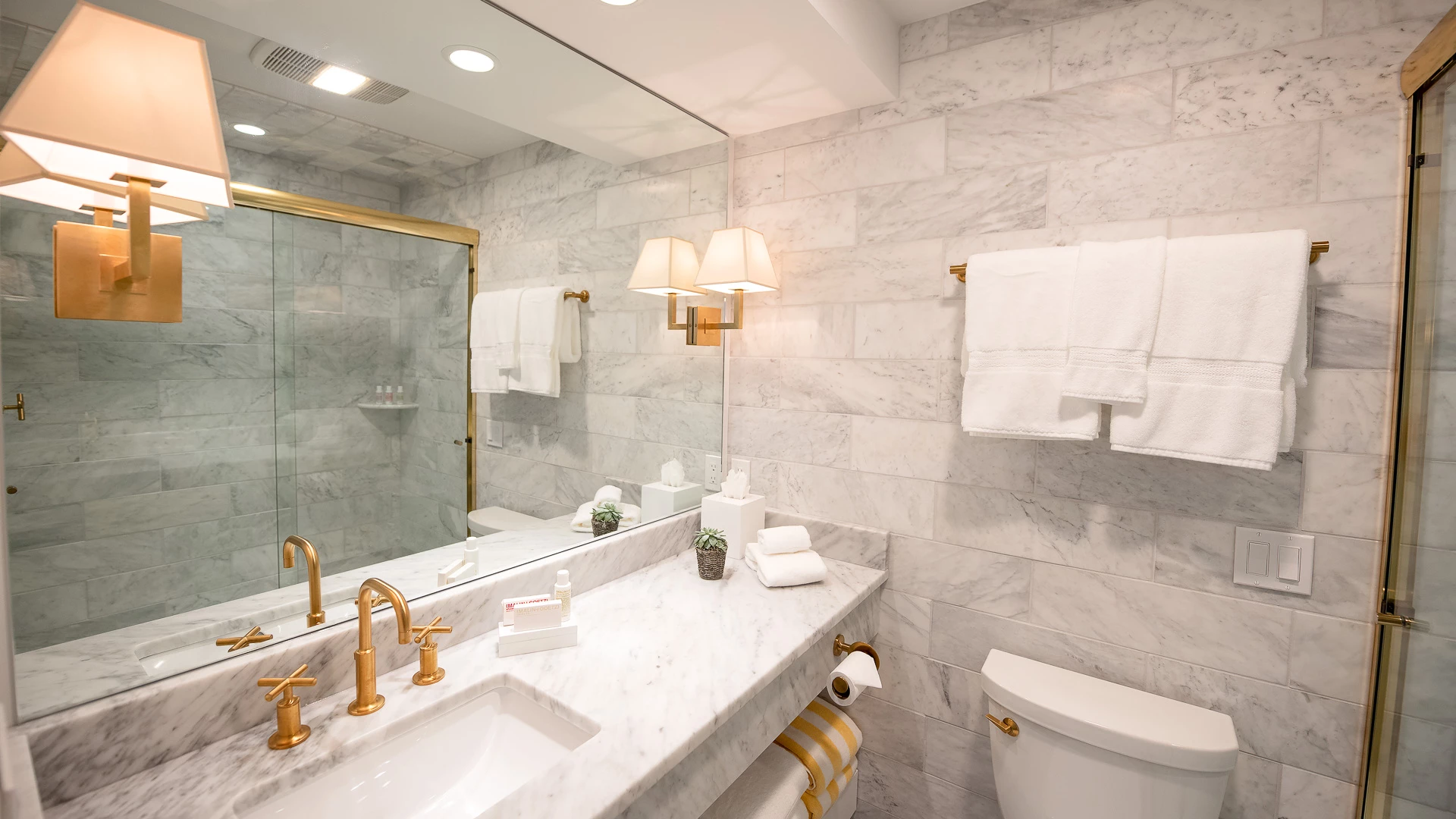 Yachtsman Hotel & Marina Club