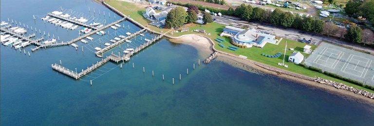 Wadawanuck Yacht Club