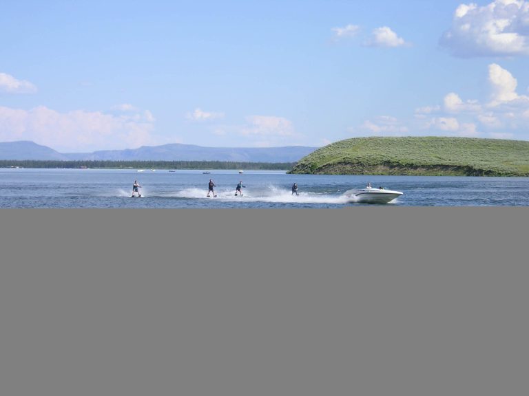 Yellowstone Holiday Resort And Marina