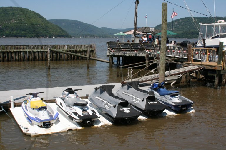 Peekskill Yacht Club