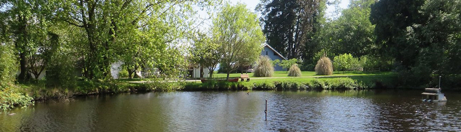 Hat Island Yacht Club