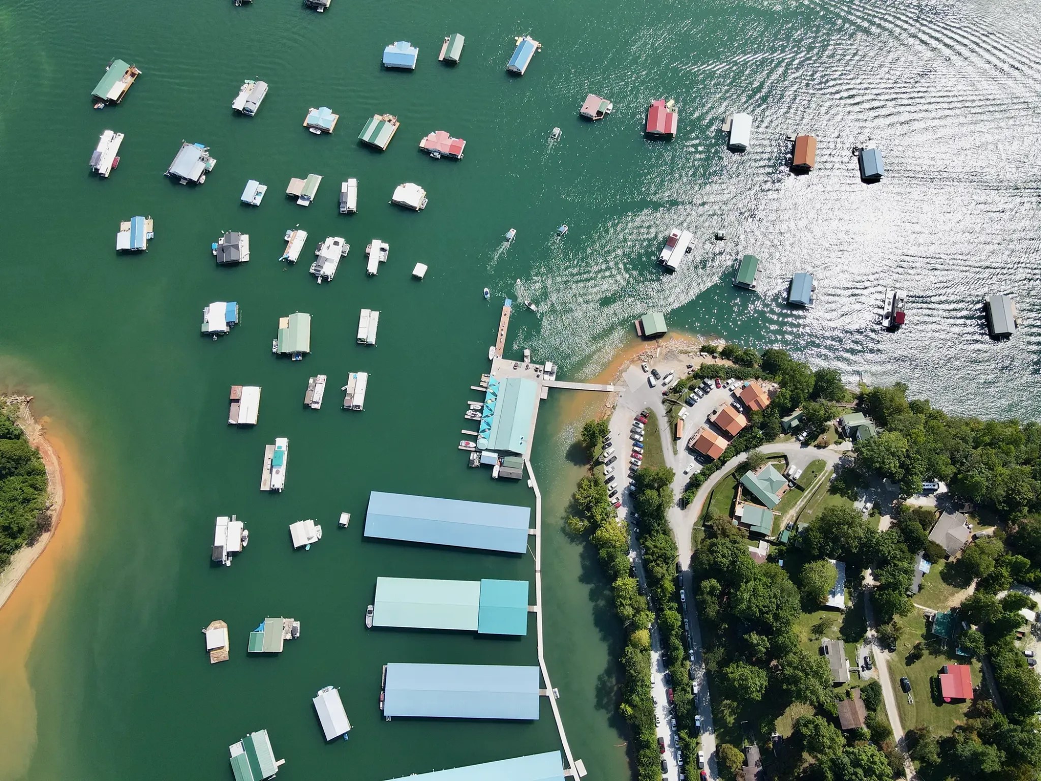 Flat Hollow Marina And Resort