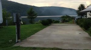 Hales Bar Marina And Resort