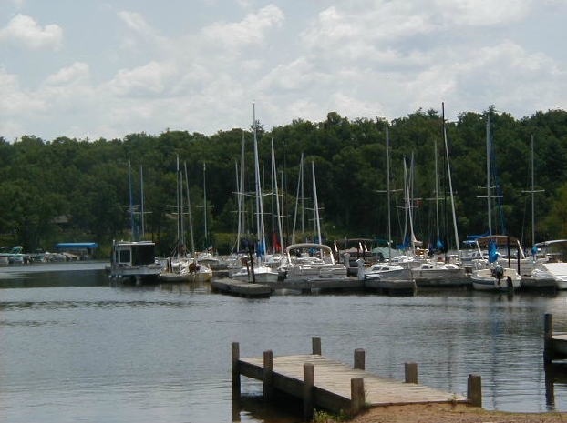 Barnum Bay Marina