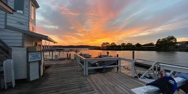Tarrytown Boat And Yacht Club