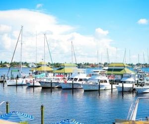 Cove Inn Hotel And Marina