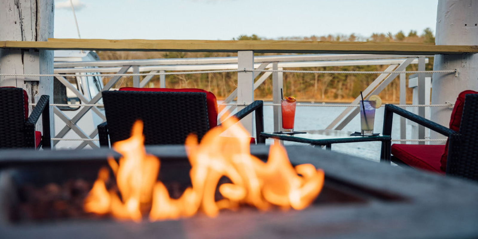 Finn's Harborside Restaurant