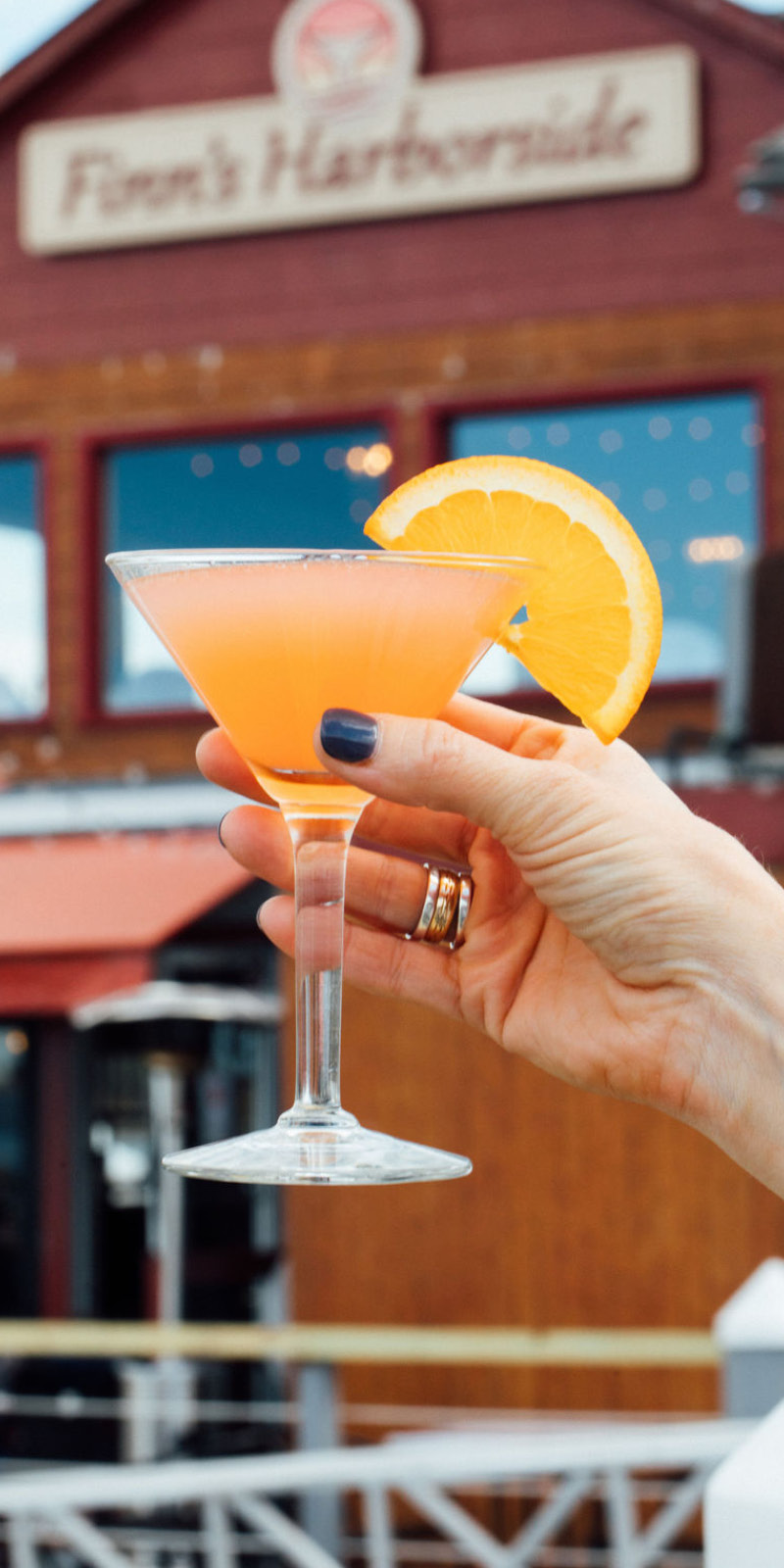 Finn's Harborside Restaurant