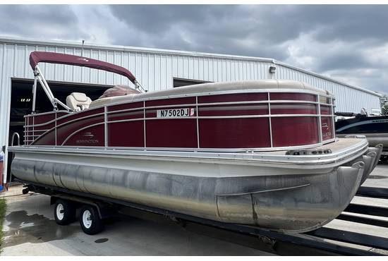 Pine Crest Marina