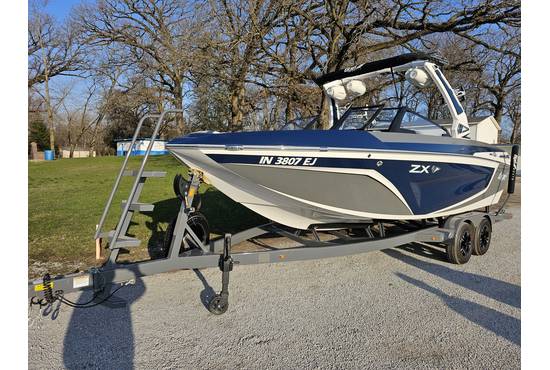 Pine Crest Marina