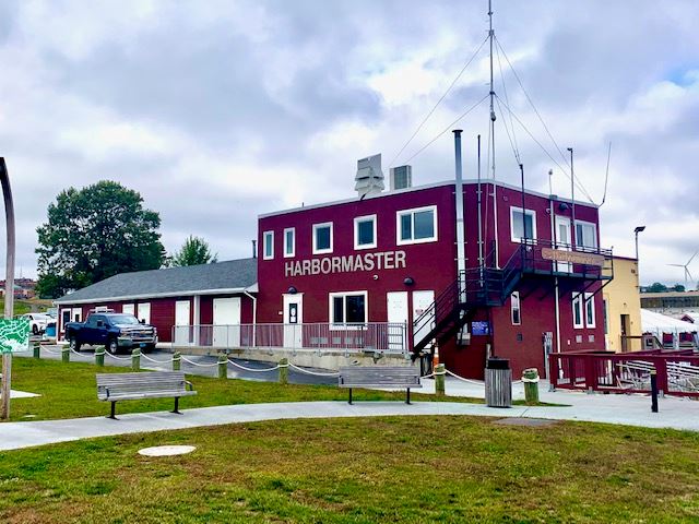 Gloucester Harbormaster Town Dock (Solomon Jacobs Public Pier)